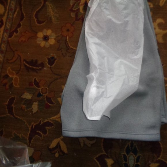 Men's Nike Iowa Hawkeyes Therm-Fit/Dri-Fit Shorts - Picture 3 of 7